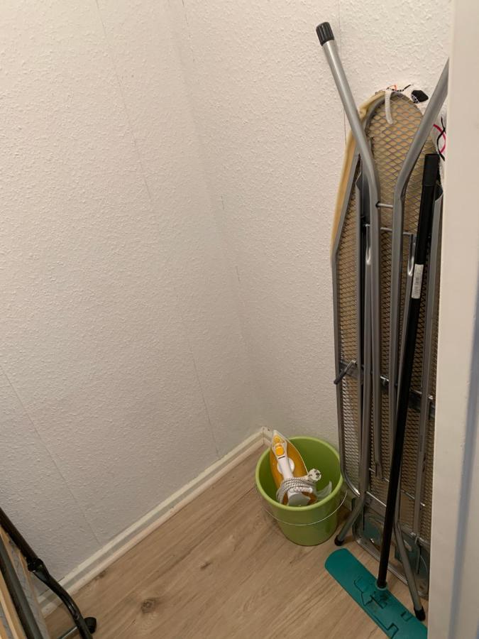 Berlin Lebt-Wohnung Fur Bis Zu 12 Personen Exteriör bild